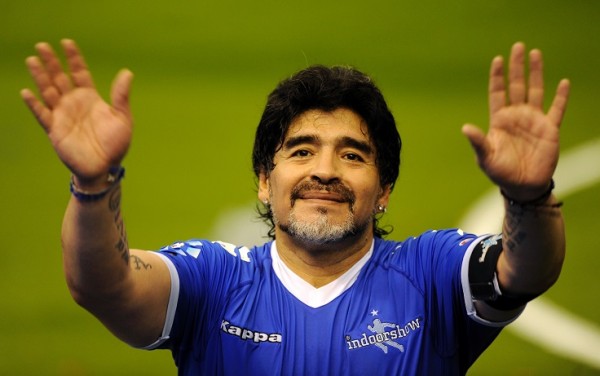 chau-maradona.jpg