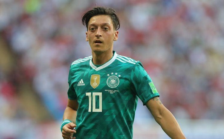 mesut-ozil.jpeg